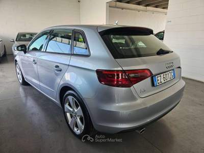 Audi A3 A3 III 2013 Sportback Sportback 1.6 tdi Ambition 110cv s-tronic E6 Argento usata Martinengo