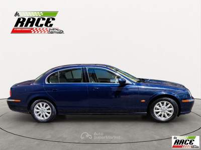 Jaguar S-Type 2.5 V6 24V Executive Blu/Azzurro usata Pieve a Nievole