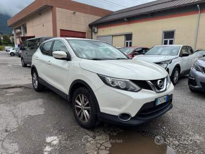 Nissan Qashqai DPF Tekna usata Omegna