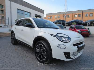 Fiat 600 600 Hybrid 110 CV DCT MHEV La Prima Bianco usata Anagni