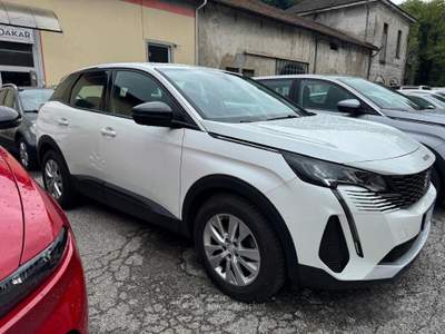 Peugeot 3008 S&S EAT8 Active Pack usata Omegna