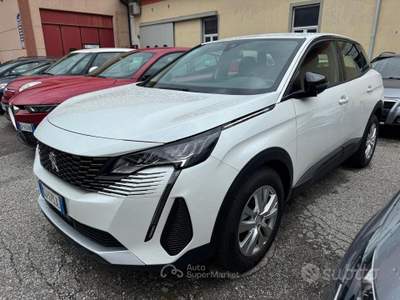 Peugeot 3008 S&S EAT8 Active Pack usata Omegna