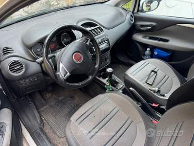 Fiat Punto II 75 CV 5 porte Lounge usata Omegna