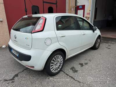 Fiat Punto II 75 CV 5 porte Lounge usata Omegna