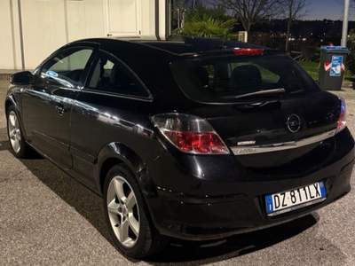 Opel Astra opel astra gtc Nero usata San Lazzaro di Savena