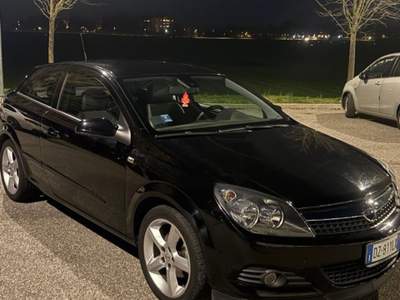 Opel Astra opel astra gtc Nero usata San Lazzaro di Savena