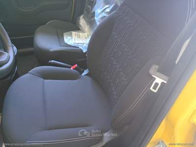 Fiat Panda Pandina 1.0 FireFly 65 CV Hybrid Pop Giallo usata Nova Siri