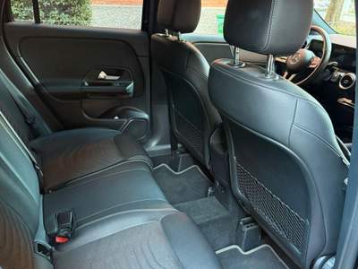 Mercedes-Benz GLA hybrid EQ Premium usata FERRARA