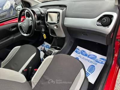 Toyota Aygo X Aygo 5p 1.0 x-cool my15 Rosso usata Altidona