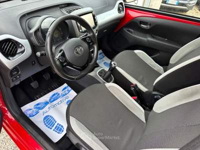 Toyota Aygo X Aygo 5p 1.0 x-cool my15 Rosso usata Altidona