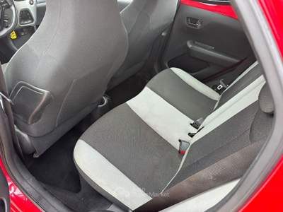Toyota Aygo X Aygo 5p 1.0 x-cool my15 Rosso usata Altidona
