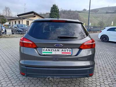 Ford Focus 1.5 TDC SW UNICO PROPRIETARIO TITANIUM Arancione usata Cigognola