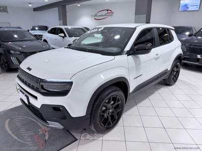 Jeep Avenger Avenger 1.2 Turbo 110CV e-Hybr.Black Ed. Bianco usata Favara Jeep Avenger Avenger 1.2 Turbo 110CV e-Hybr.Black Ed. Bianco usata Favara