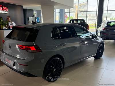 Volkswagen Golf Golf 1.0 eTSI EVO DSG Life usata Osio Sopra