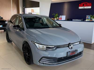 Volkswagen Golf Golf 1.0 eTSI EVO DSG Life usata Osio Sopra