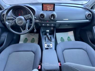 Audi A3 SPB 1.6 TDI 116 CV Sport Bianco usata Monopoli