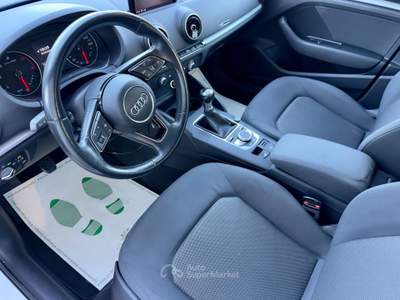 Audi A3 SPB 1.6 TDI 116 CV Sport Bianco usata Monopoli