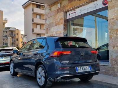 Volkswagen Golf DSG SCR Style Grigio usata Altamura