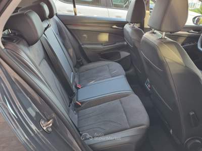 Volkswagen Golf DSG SCR Style Grigio usata Altamura