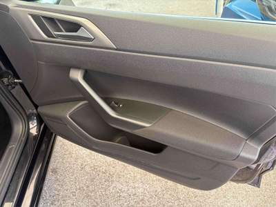Volkswagen Polo 5p 1.0 evo Comfortline 80cv-NEOPATENTATI- Nero usata Osimo