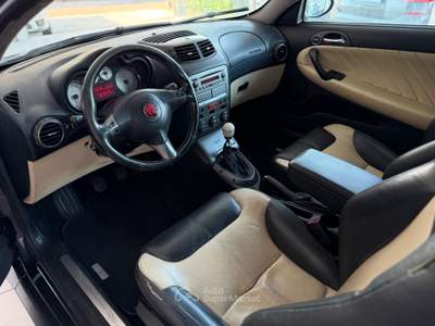 Alfa Romeo GT JTDM 16V Distinctive Gancio Traino Grigio usata CARESANABLOT