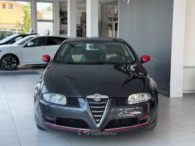Alfa Romeo GT JTDM 16V Distinctive Gancio Traino Grigio usata CARESANABLOT