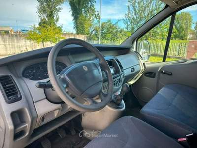 Renault Trafic T27 1.9 dCi/100CV PC-TN Furg. Bianco usata Rivignano Teor