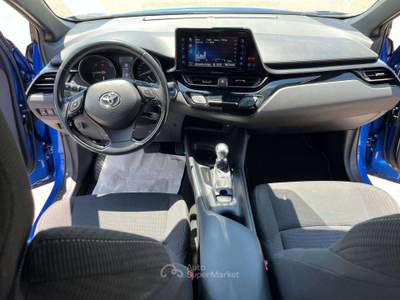 Toyota C-HR C-HR I 2016 1.8h Active 2wd e-cvt Blu/Azzurro usata Calerno di Sant'Ilario d'Enza