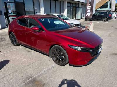 Mazda 3 3 IV 5 porte 5p 2.0 m-hybrid Executive Appearance Pack 150cv Rosso usata Calerno di Sant'Ilario d'Enza
