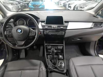 BMW Serie 2 218d 216 BMW 216D ACTIVE TOURER 116CV 6M. BUSINESS ADVANTAG Blu/Azzurro usata Salerno