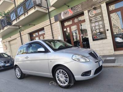 Lancia Ypsilon BENZINA 60CV Grigio usata CORATO