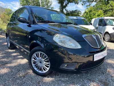Lancia Ypsilon 5 Posti Unico Proprietrio Nero usata Isernia