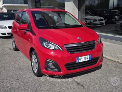 Peugeot 108 1.0 benzina Neopatentati usata Chiarano