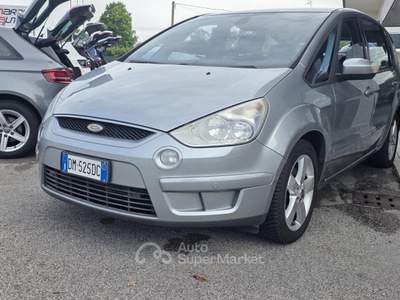 Ford S-Max 2.0 Diesel 7 posti Neopatentati usata Chiarano