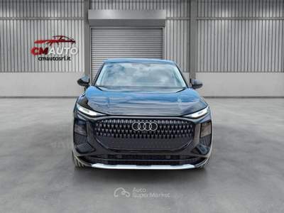 Audi Q3 Sportback 2.0 tdi Business 150cv s-tronic usata Fermo