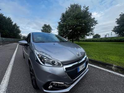 Peugeot 208 5 porte Active usata GUSSAGO