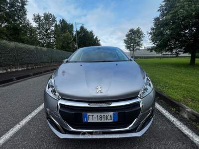 Peugeot 208 5 porte Active usata GUSSAGO