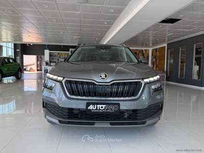 Skoda Kamiq Kamiq 1.0 TSI 110 CV DSG Style Grigio usata San Michele salentino