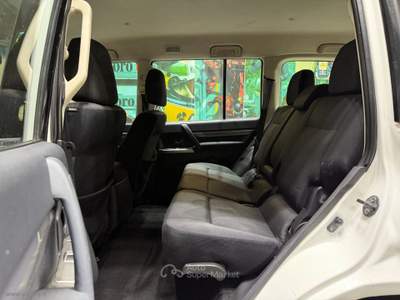 Mitsubishi Pajero Pajero 3.2 DI-D 16V aut. 5p. Intense DPF *7 POSTI*GANCIO TRAINO* Bianco usata Castrezzato
