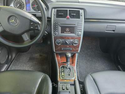 Mercedes-Benz Classe B MERCEDES B180 METANO AUTOMATICO "OK NEOPATENTATI usata Brescia