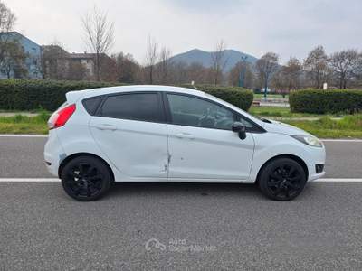 Ford Fiesta 1.4 TDCI TITANIUM "OK NEOPATENTATI" usata Brescia