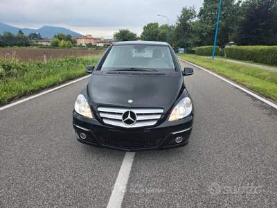 Mercedes-Benz Classe B MERCEDES B180 CDI CROME"OK NEOPATENTATI" usata Brescia