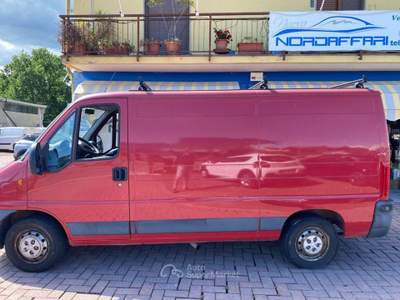Peugeot Boxer 330M 2.2 HDi cat PM Furgone usata Brusnengo