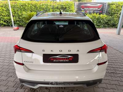 Skoda Kamiq Kamiq 1.0 TSI Ambition Bianco usata Taranto