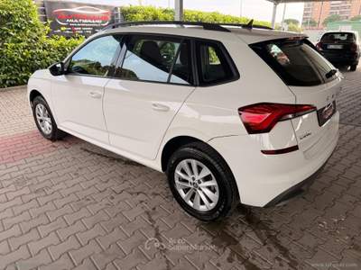 Skoda Kamiq Kamiq 1.0 TSI Ambition Bianco usata Taranto
