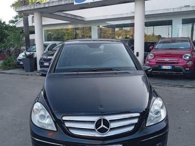 Mercedes-Benz Classe B B 200 cdi Chrome CAMBIO AUTOMATICO Nero usata Modica
