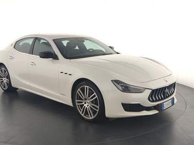 Maserati Ghibli V6 Diesel 275 CV Granlusso Bianco usata Corciano