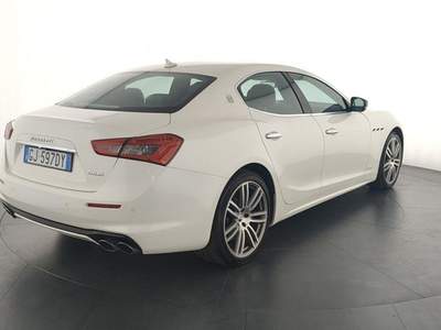 Maserati Ghibli V6 Diesel 275 CV Granlusso Bianco usata Corciano