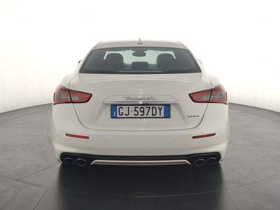 Maserati Ghibli V6 Diesel 275 CV Granlusso Bianco usata Corciano