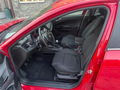 Alfa Romeo Giulietta auto tenuta bene non fumatore Rosso usata Cinisello Balsamo